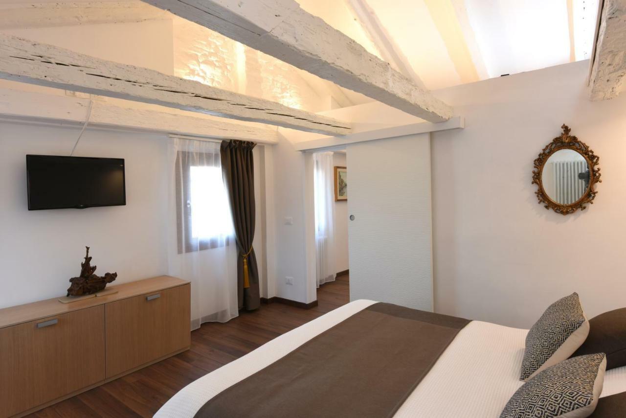 Sweet Apartment Frari Венеция Экстерьер фото