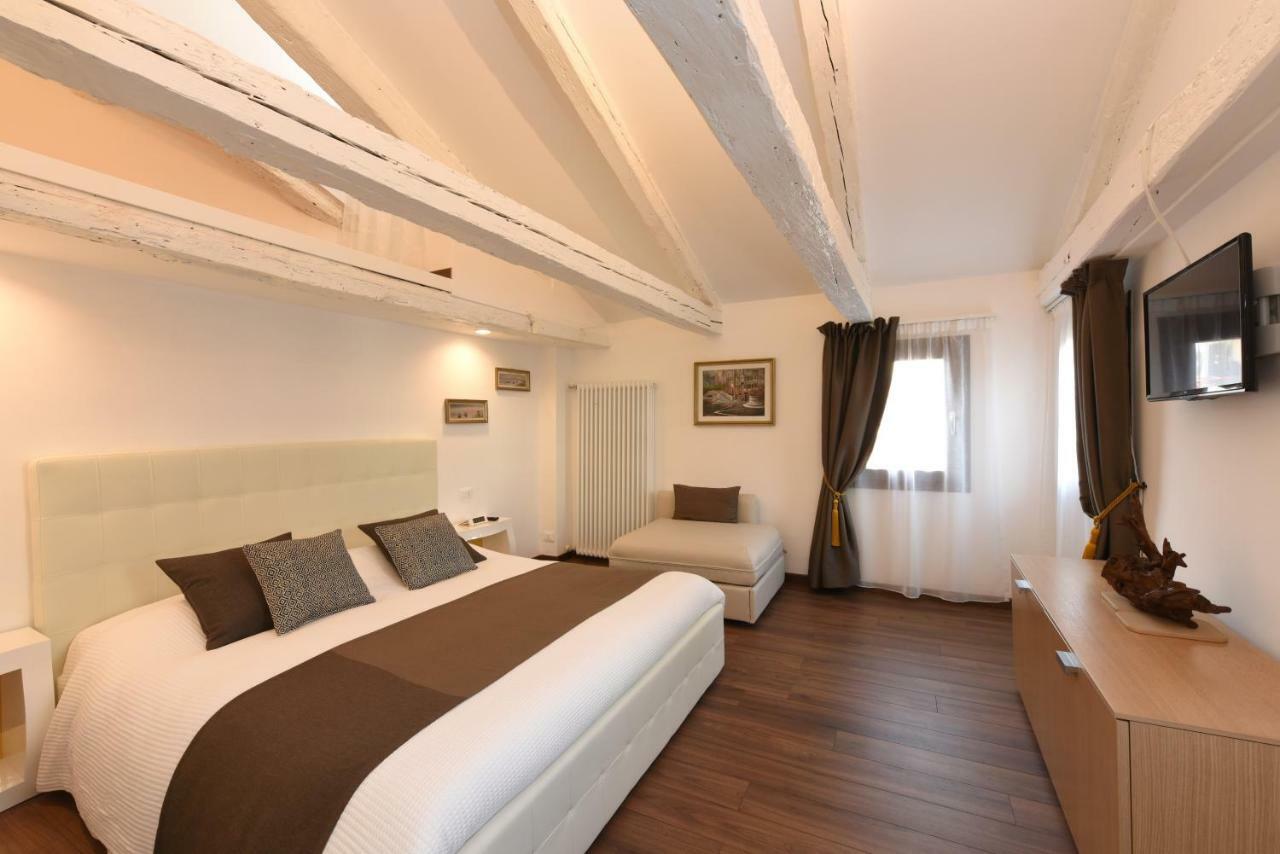 Sweet Apartment Frari Венеция Экстерьер фото