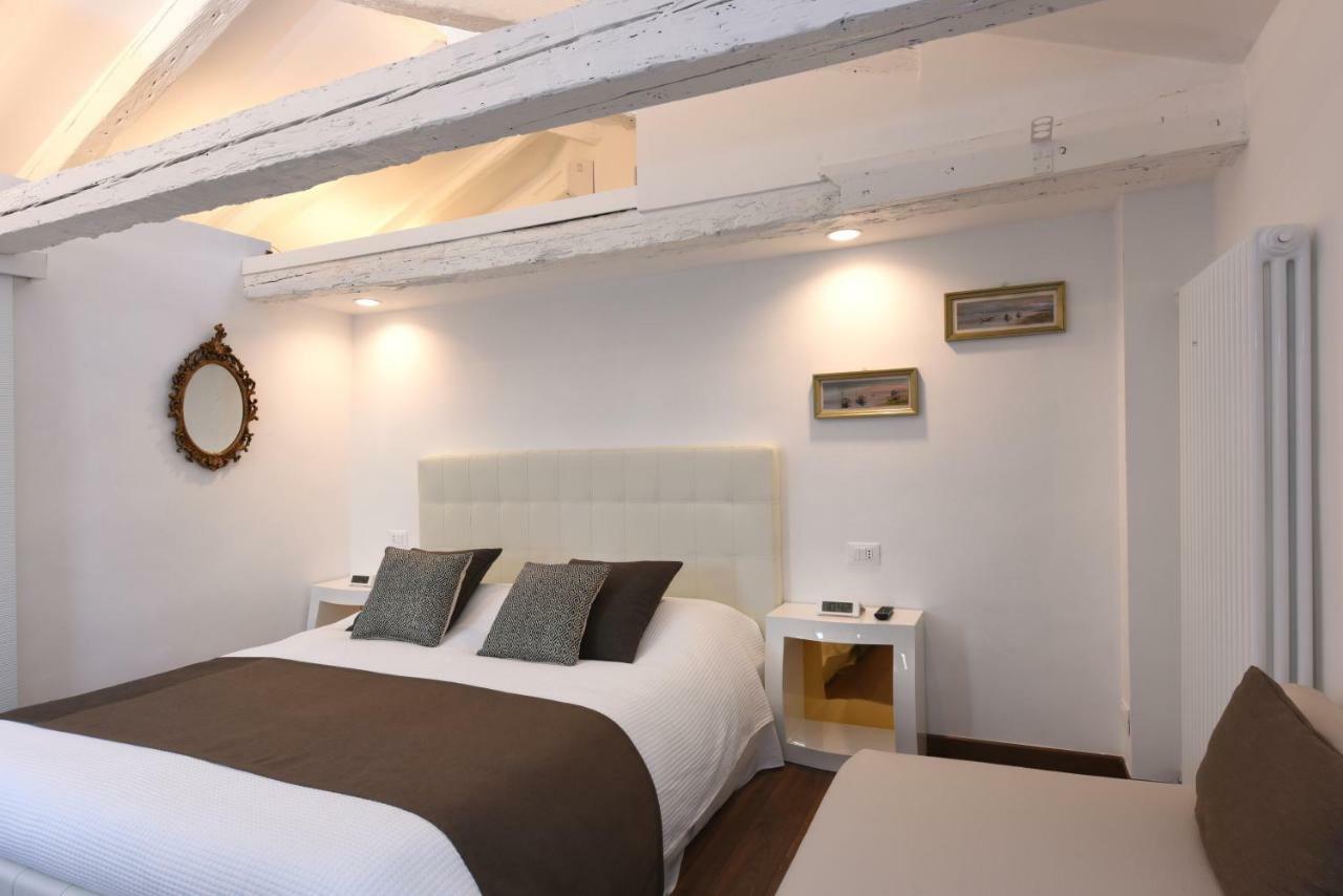 Sweet Apartment Frari Венеция Экстерьер фото